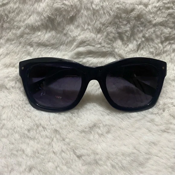 kate spade | Accessories | Kate Spade Kisha Sunglasses  display picture 1
